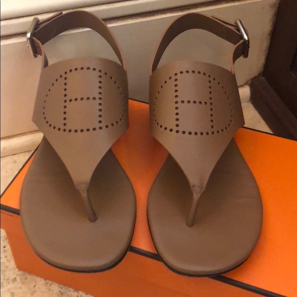 hermes sandals tan